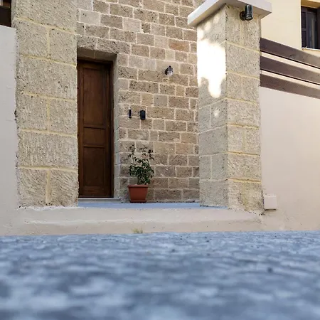 Eviona Althea Apartament *